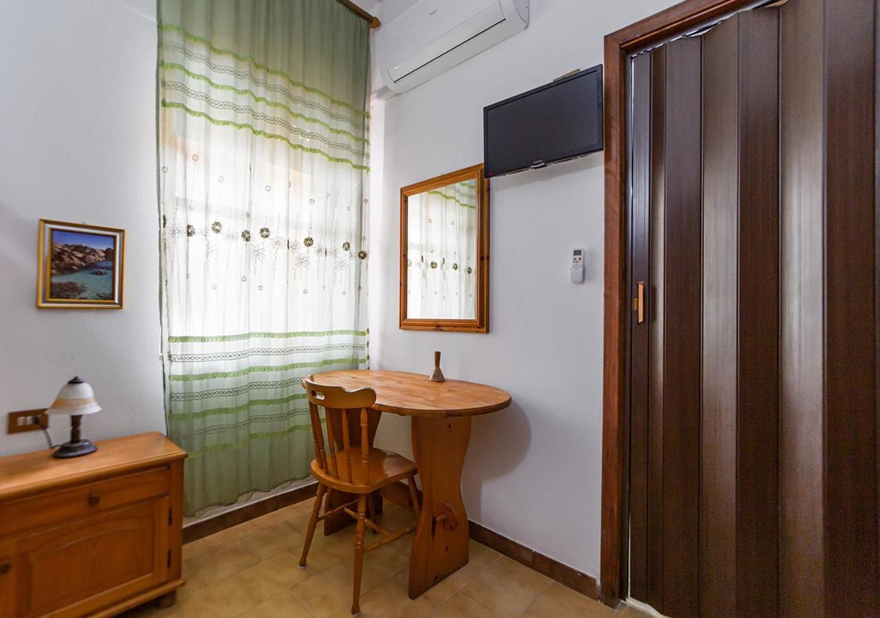 A Casa Di Gio - Murphy Holiday Home La Maddalena  Exteriér fotografie