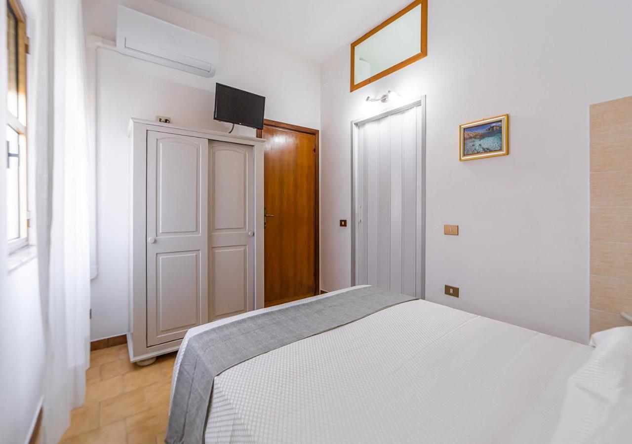 A Casa Di Gio - Murphy Holiday Home La Maddalena  Exteriér fotografie